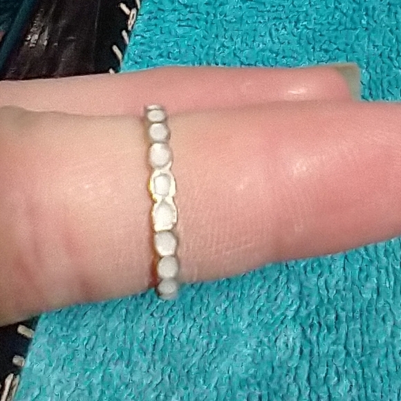 Elegant Silvertone White Enamel Ring - Picture 2 of 3